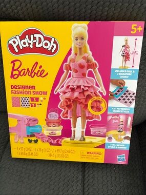 Play-Doh Barbie Designer Fashion Show Playset - Pink